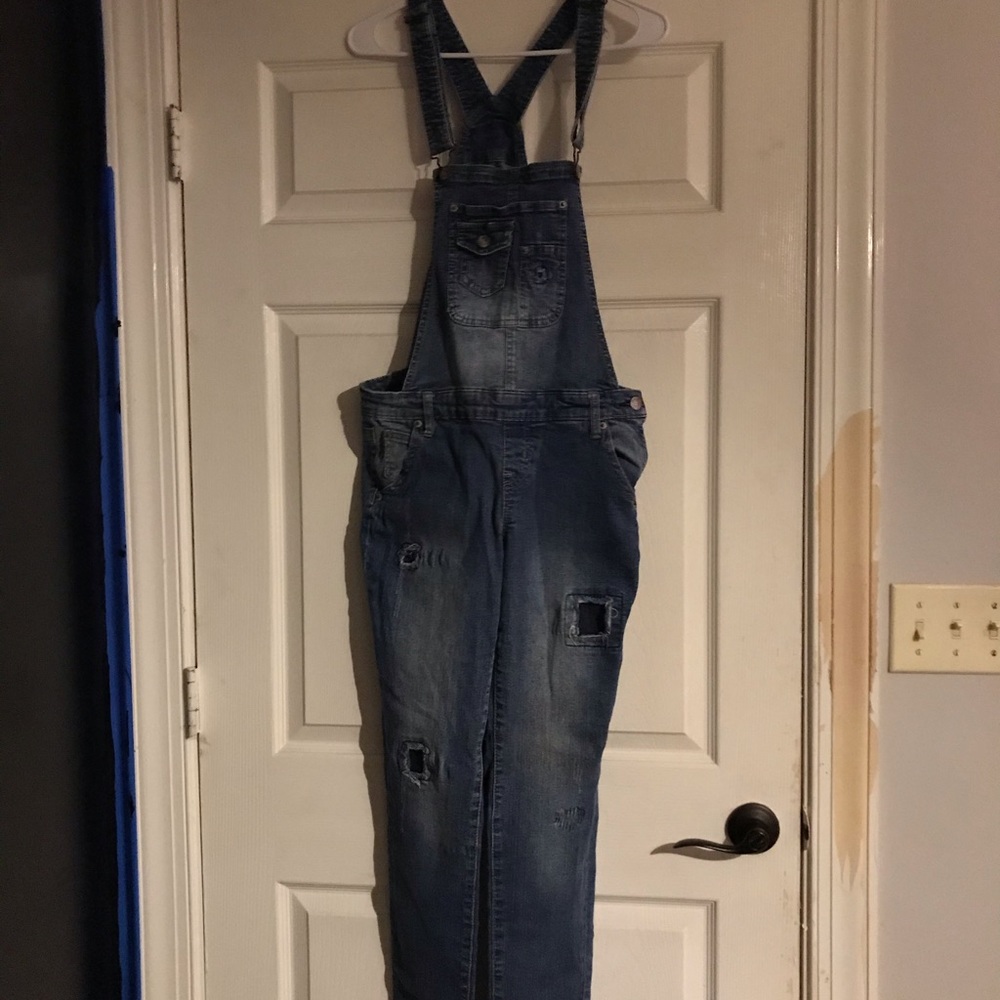 RUE 21 OVERALL *********